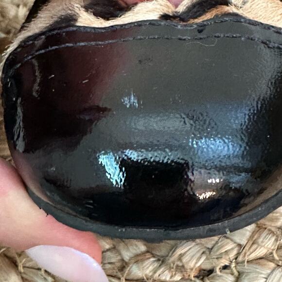 Tory Burch Abbey Leopard Print Calf Hair Patent Cap Toe Ballet Flats Size 7 M - Picture 10 of 15